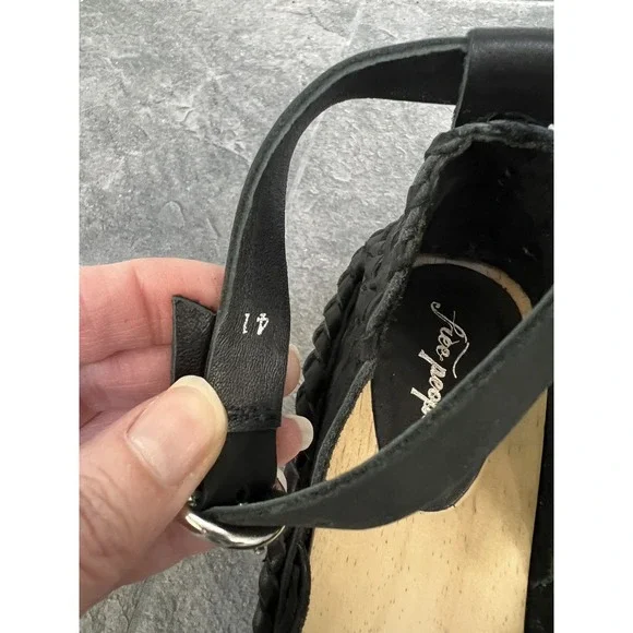 Free People Black Teagan Huarache Wood Wedge Woven Shoes Size 41 US 10 - Picture 8 of 8